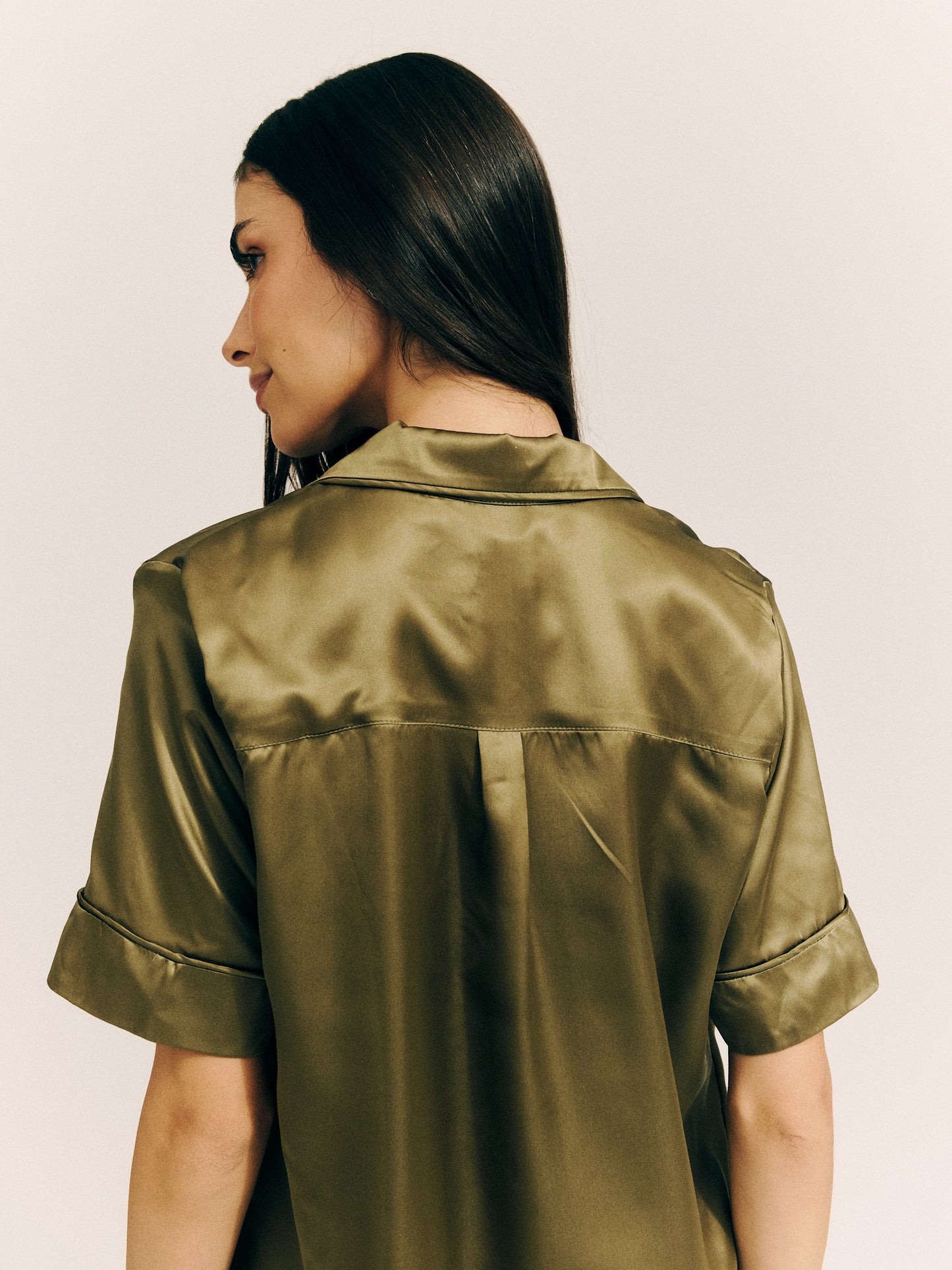 Satin Silk Set - curto (Oliva)